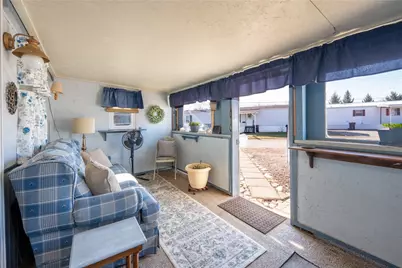 306 Lamplighter Manor, Latrobe, PA 15650 - Photo 4