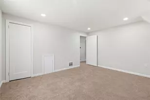 2531 South Park Rd, Bethel Park, PA 15102 - Photo 16