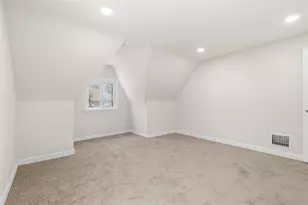 2531 South Park Rd, Bethel Park, PA 15102 - Photo 12