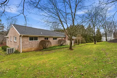 114 Whitehill Dr, Neshannock Township, PA 16105 - Photo 4