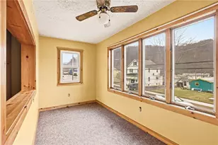 708 Walker St, Garret Boro, PA 15542 - Photo 14