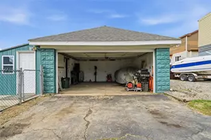 2927 State St, White Oak, PA 15131 - Photo 40