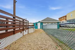 2927 State St, White Oak, PA 15131 - Photo 42