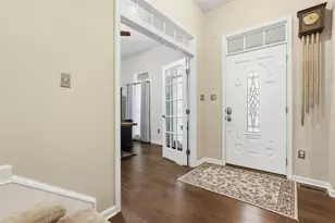 139 Olivia Ave, Adams Township, PA 16046 - Photo 6