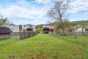 2614 Meadow St, Harrison Township, PA 15065 - Photo 4