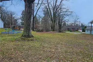 132 E Northview Ave, New Castle, PA 16105 - Photo 1