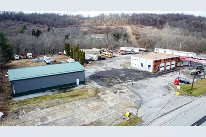 760 Route 422, Summit Township, PA 16002 - Photo 1