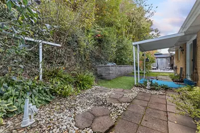 142 Donmor Drive, Ross Twp, PA 15237 - Photo 32