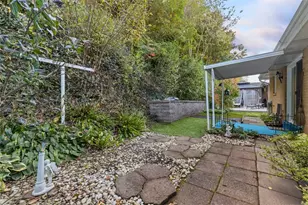 142 Donmor Dr, Ross Twp, PA 15237 - Photo 32