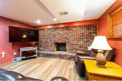 755 Jefferson Drive, Ross Twp, PA 15229 - Photo 24