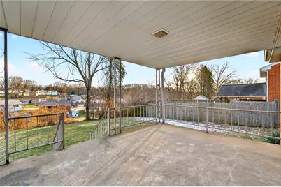 505 Bloomfield Dr, Hempfield Township, PA 15601 - Photo 6