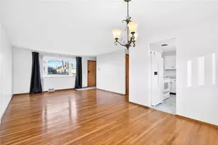 505 Bloomfield Dr, Hempfield Township, PA 15601 - Photo 12