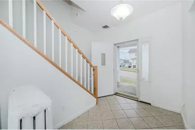 923 Scott Ave, Jeannette, PA 15644 - Photo 8