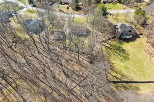 205 Silverdale Dr, Economy, PA 15005 - Photo 38