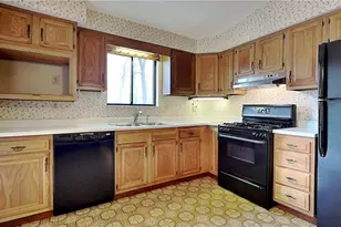 205 Silverdale Dr, Economy, PA 15005 - Photo 12