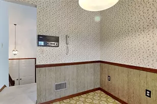 205 Silverdale Dr, Economy, PA 15005 - Photo 14