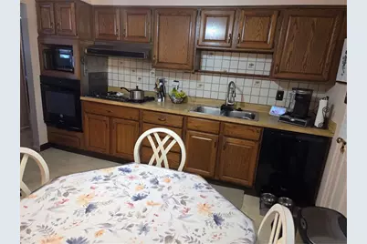 339 Laurie Dr, Pittsburgh, PA 15235 - Photo 6