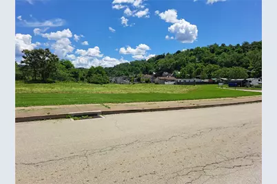 1220 Water St, Brownsville, PA 15417 - Photo 2