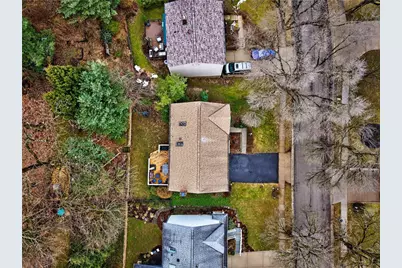 224 Valley Park Dr, Pittsburgh, PA 15216 - Photo 42