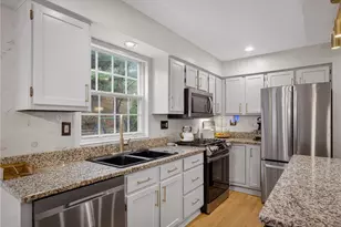 224 Valley Park Dr, Pittsburgh, PA 15216 - Photo 12