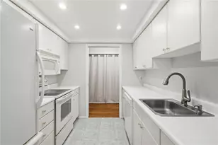 5600 Munhall Rd, Pittsburgh, PA 15217 - Photo 8