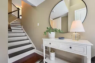 3095 Raintree Dr, Hampton, PA 15044 - Photo 2