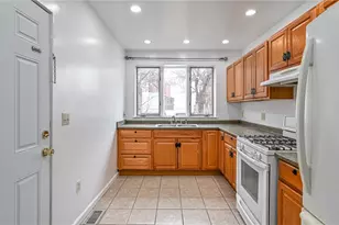 4213 1/2 Main St, Pittsburgh, PA 15224 - Photo 8