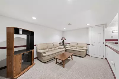 319 Ryan Dr, Scott Township, PA 15220 - Photo 22