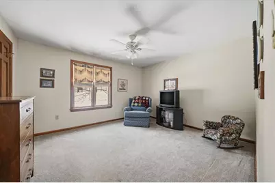 8186 Streamside Dr, Pittsburgh, PA 15237 - Photo 28