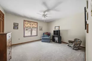 8186 Streamside Dr, Pittsburgh, PA 15237 - Photo 28