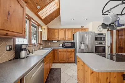 8186 Streamside Dr, Pittsburgh, PA 15237 - Photo 12