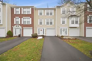 2755 Drake Ct, Hampton, PA 15044 - Photo 1