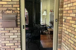 226 Park Entrance Dr, Pittsburgh, PA 15228 - Photo 2