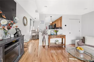 732 Orchard St, Scott Township, PA 15106 - Photo 8