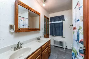 40 Ligonier St, Latrobe, PA 15650 - Photo 26