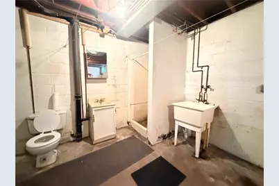 18 Howard St, Pittsburgh, PA 15209 - Photo 16