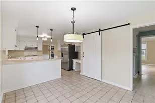 2356 Westgate Dr, Pittsburgh, PA 15237 - Photo 16