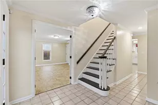 2356 Westgate Dr, Pittsburgh, PA 15237 - Photo 4