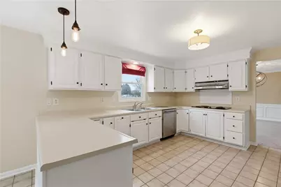 2356 Westgate Dr, Pittsburgh, PA 15237 - Photo 14