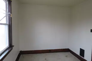 407 Linnview Ave, Pittsburgh, PA 15210 - Photo 10