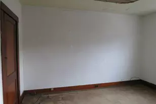 407 Linnview Ave, Pittsburgh, PA 15210 - Photo 10