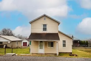 424 2nd Ave, Cadogan Township, PA 16212 - Photo 1