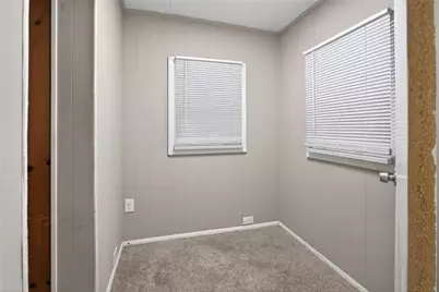 830 Elmwood St, Port Vue, PA 15133 - Photo 8