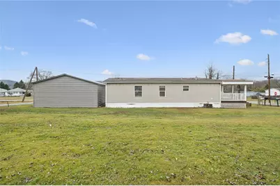 109 1st St, Jefferson Township, PA 15344 - Photo 12