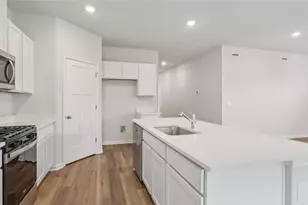 369 Gleneagles Dr, Twp of But NW, PA 16001 - Photo 12