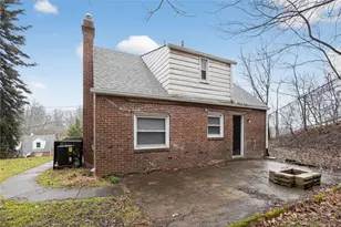 12148 Harvard Dr, Pittsburgh, PA 15235 - Photo 32