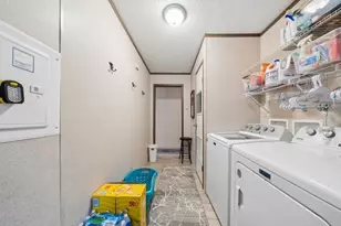 20 Parkvue Dr, Finleyville, PA 15332 - Photo 14