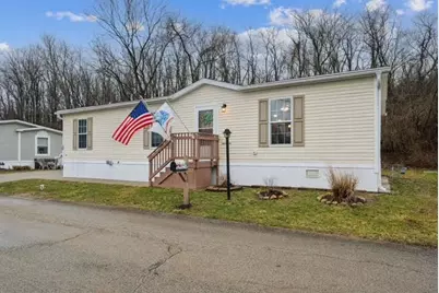 20 Parkvue Dr, Finleyville, PA 15332 - Photo 2