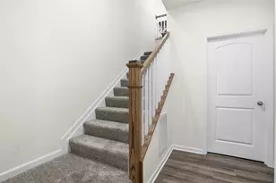 237 Truth Cir, Jackson Township, PA 16037 - Photo 6