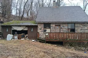 208 N Mulberry St Rear, New Castle, PA 16101 - Photo 1